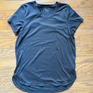 Athleta Uptempo Short Sleeve Tee in Dark Gray - Size Large/Tall